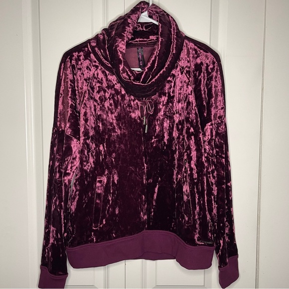 Betsey Johnson Performance Crushed Velvet Purple Funnel Neck Sweatshirt Burgundy - Picture 1 of 10